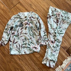 Lou Lou & Co. Maggie Floral top & bottom set 6-12 mo.